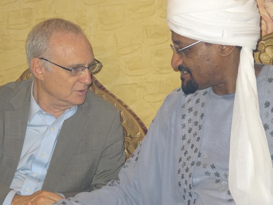 شيخ الأمين يناقش الأمريكان لرفع الحظر عن السودان.. يتلقى دعوة لزيارة الولايات المتحدة 1 اللمين7