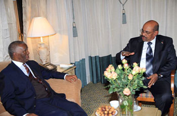 مياه كثيرة قادمة من أديس أبابا .. استمرار تجسير العلاقات بين القوى السياسية 1 امبيكي