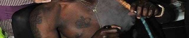 بالصور: لاعبون قفزوا من أعالي السماء إلى قاع البحر! 16 بالوتيللي والشيشا