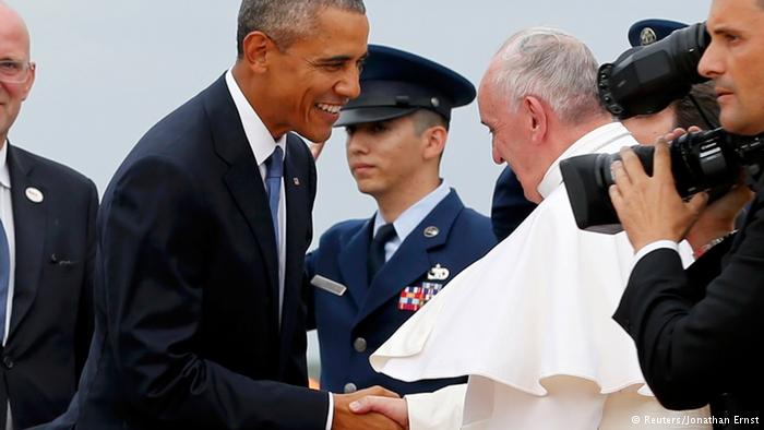 البابا فرنسيس عن ترامب.. ما يشغلني هو تأثير قرارات الساسة على الفقراء 1 018730994 30300اوباما البابا