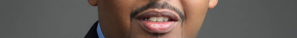 نجم الفضائية السودانية المذيع أنس الامام:أشجع الهلال من داخل المقبرة .. المظهر مهم في الشاشة وصوري منشورة في (بي بي سي) 22 333