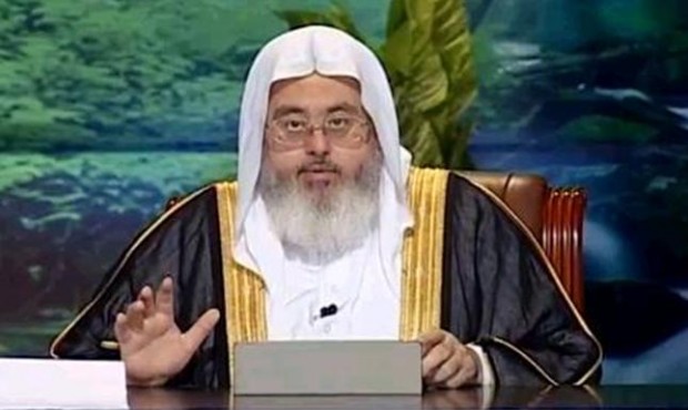 فتوى تحرم على المسلم العمل كمحلل رياضي تثير الاستغراب في مواقع التواصل.. "لا حرج في العمل كمحلل سياسي أو اقتصادي" 1 الداعية محمد صالح المنجد