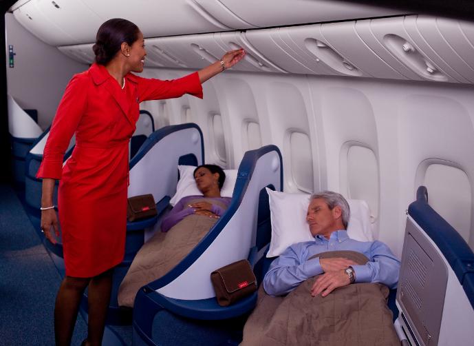 9 أشياء لا يمكنك فِعلها على متن طائرة إذا كنت مسلماً 1 عند وفاة أحد الركاب على متن الطائرة؟