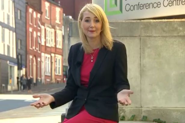 بالفيديو: مراسلة حسناء تتعرض للتحرش في الشارع أثناء عمل تقرير عن "التحرش" 1 مراسلة تتعرض للتحرش