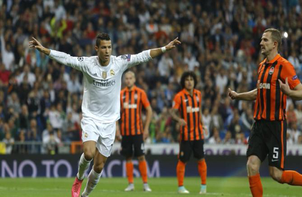 هاتريك رونالدو في شاختار 2015