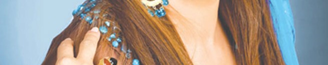 بالفيديو .. انتصار تقرص هيدي كرم في منطقة حساسة على الهواء 10 انتصار