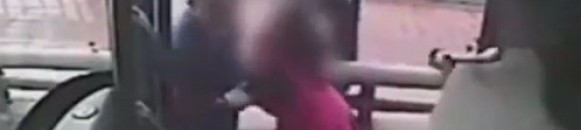 ثلاثيني ابتز امرأة بالطائف بصورتها الشخصية 10 شاهد ماذا فعل سائق لإنقاذ فتاة من الإنتحار