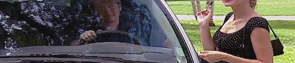 ماذا فعل شاب وضعت فتاة حسناء رقم هاتفها على زجاج السيارة