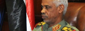 وزير الدفاع يجدد التزامهم الذود عن الحرمين الشريفين 10 وزير الدفاع السوداني