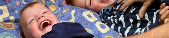 الدغدغة.. ظاهرة مازالت تحير العلماء 10 elbashayer image 1446058034