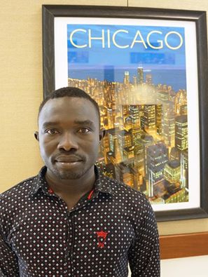 الشاب السوداني "خليل يوسف": اريد ان احجز تذكرتي في اقرب فرصة والسفر،امريكا انا قادم 1 خليل