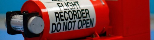 7 معلومات عن الصندوق الأسود «بطل تحقيقات حوادث الطائرات»: ليس «أسود» ويخزن 25 ساعة 10 الصندوق الأسود
