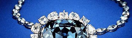 الألماسة الزرقاء تحقق سعرا قياسيا على مستوى العالم 10 الماس