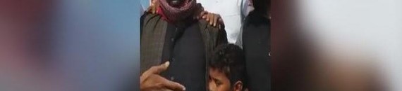 بالفيديو.. السوداني الذي أنقذ طفلاً من السيول بمدينة حائل يحصل علي مكافأة عبارة عن سيارة من أسرة الطفل السعودي 10 سوداني ينقذ طفلا احتجزته السيول