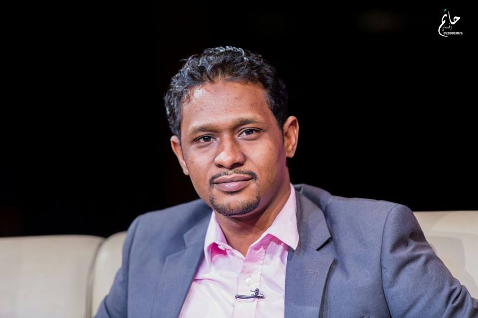 مذيع قناة النيل الأزرق حذيفة عادل: ما لازم أي برنامج تكون فيهو مذيعة (سمحة) 1 12096018 1077407868938174 1675410061550562540 n