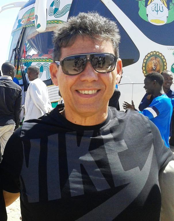 أجانب الدوري الممتاز "محلك سر" 1 المدرب هيرون ريكاردو