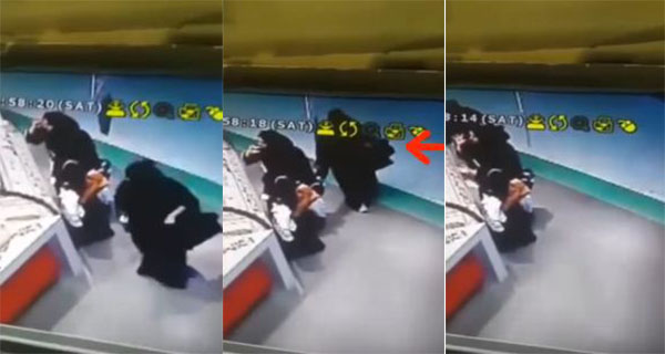 بالفيديو: امرأة منقبة تسرق أخرى بسرعة خاطفة في أحد مولات الرياض.. حتى في بعضهن (كيدهن عظيم) 1 امرأة منقبة تسرق أخرى