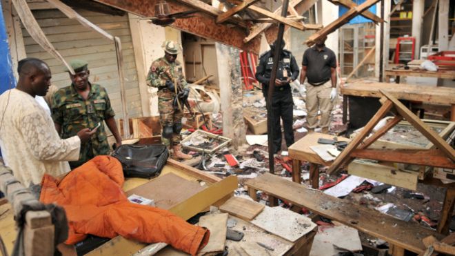 مراهق يفجر نفسه بين المصلين في نيجيريا.. ومقتل 50 شخصاً 1 تفجير انتحاري