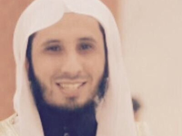 شيخ رقية شرعية: الجن يراسلني على الموبايل.. ومواقع التواصل تشتعل! + صور 1 شيخ رقية شرعية