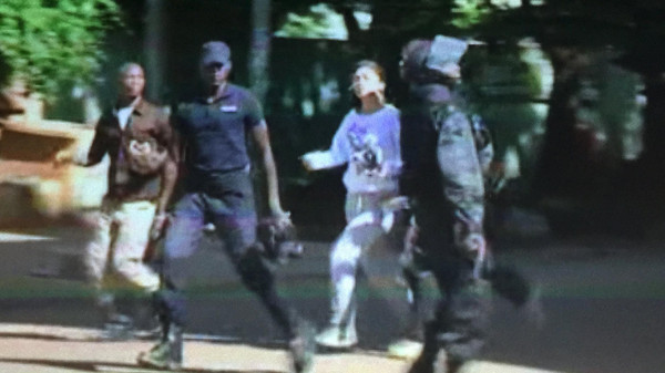 بعد العثور على 18 جثة في الفندق"القاعدة" تعلن مسؤوليتها عن هجوم فندق راديسون في مالي 1 مالي