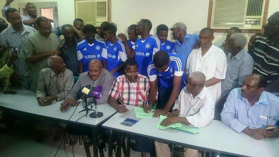 ( الفيل الايفواري ) شيخ موكورو :أخيراً حققت رغبتي بالانضمام للهلال كبير أفريقيا 1 هلال1