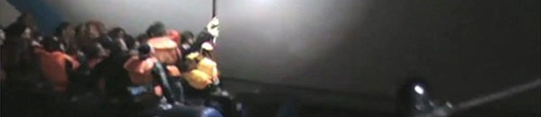 جدة: مصرع 7 متسللين عرب بينهم 5 أطفال غرقاً.. وإنقاذ 13 سيدة بعد فرار مهربهم 10 جندي يحاول إغراق قارب لاجئين سوريين