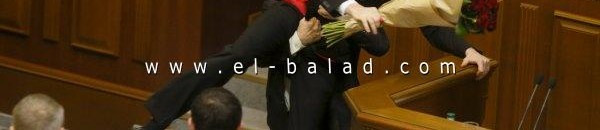 بالفيديو .. صفعة قوية على الهواء من نائبة أوكرانية تفقد وزير سابق أعصابه.. شاهد .. رد فعل الأخير! 10 رئيس وزراء أوكرانيا يتعرض للإهانة