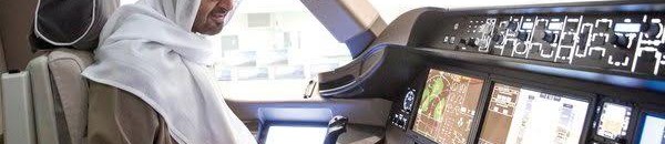 محمد بن زايد يفاجئ موظف في برج المراقبة