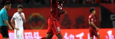 فضيحة جنسية على الإنترنت لقائد منتخب غانا 10 7201516215941992