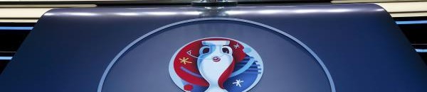 بالصور.. قرعة يورو 2016 تنطلق بعد قليل.. وجون كيرى يخطف الأنظار 20 856