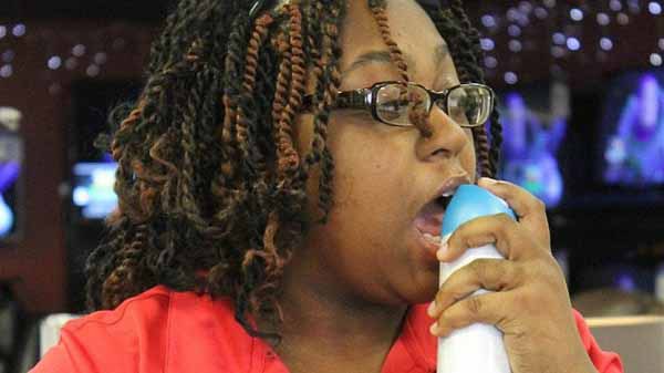 ايفلين المدمنة