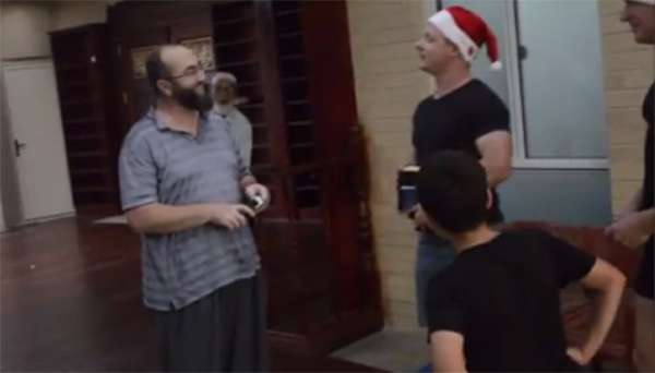 مسلم هنأ المسيحيين بعيد الفصح فكان مصيره القتل! 1 حاول استفزاز مسلمين في أستراليا فأهان نفسه