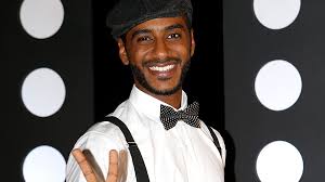 نجم (ذي فويس) "أمجد شاكر" في حوار حصري الغناء السوداني أصبح تحت المجهر.. وأدائي الراقص لم يكن خادشاً للحياء 1 مجد شاكر