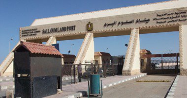 إحباط تسلل 69 بينهم مواطن سودانى إلى ليبيا عن طريق السلوم 1 ميناء السلوم