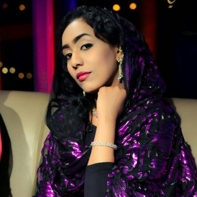نجمة الشاشة الزرقاء .. نعمة عثمان: هدفي قلوب الناس 1 نعمة عثمان2