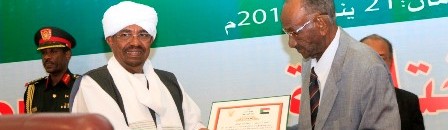 البشير سفراء السودان