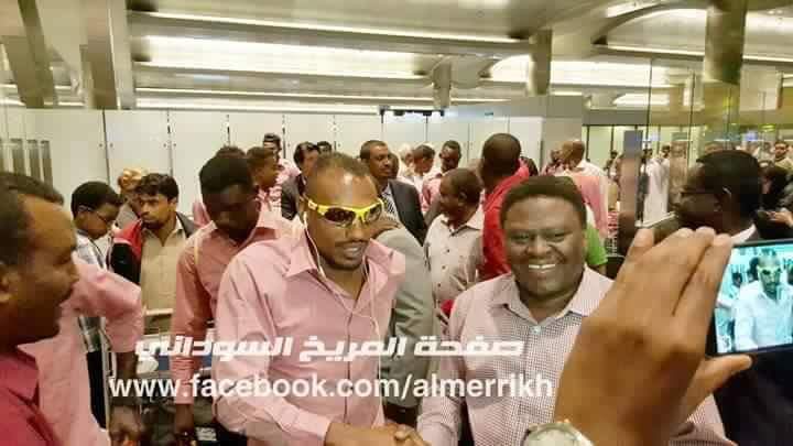 جماهير الهلال تستقبل بعثة المريخ بدوحة العرب