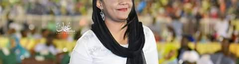 معجب يبوح بـ(حبه) لمكارم بشير في إستاد الجزيرة 10 makarem