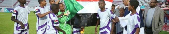 فريقا السودان و جزر القمر يقتربان من نهائي كأس ج 10 السودان قطر