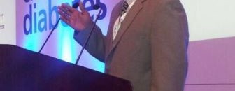 طبيب سوداني ينقذ حياة سيدة بعد حادث مروري في السعودية 10 عماد الدين حسن