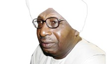 (سيد الاسم) في حوار الفن والسياسة 10 KAMLAPALMAGD