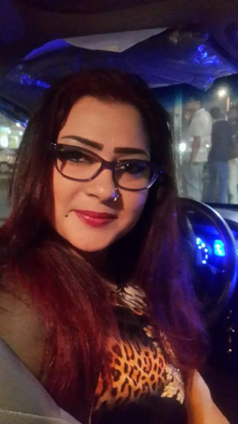 شاهد بالصورة.. المطربة السودانية مونيكا تفاجئ معجبيها بالنظارة وتبعث لهم برسالة الشوق 2 المطربة السودانية مونيكا تفاجئ معجبيها بالنظارة وتبعث لهم برسالة الشوق