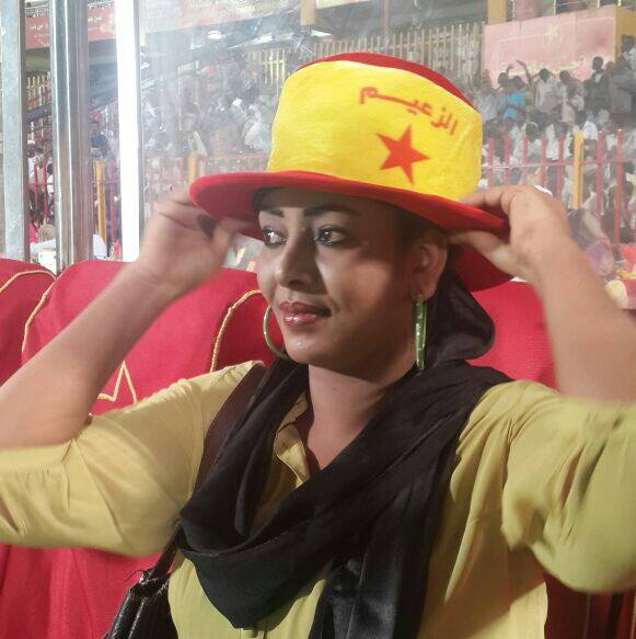 شاهد بالصور.. مذيعة النيل الأزرق شيماء السر تكشف عن حبها للمريخ (سيظل عشقك عالمي.. دوماً إليه سأنتمي ..يوماً سيخبرك الهوى إني زرعتك في دمي) 3 مذيعة النيل الأزرق شيماء السر تكشف عن حبها للمريخ