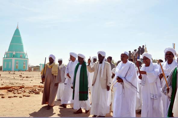 شيخ الامين المطرود من الامارات يظهر في الكلاكلات.. رغم ذبح النياق بدأت في الكلاكلة المشكلات 3 الجيلي1