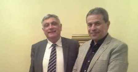 فيديوهات.. تاريخ "العشق الحرام" بين توفيق عكاشة وإسرائيل 1 توفيق عكاشة والسفير الاسرائيلى