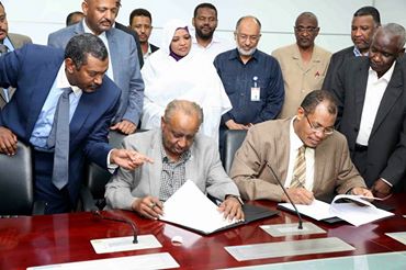 "توقيع خير وبركة" بعد مرور عام ربما خرجت "زين" منتصرة في معركة التقانة للجيل الرابع باعتبارها الأولى .. نهاية المفاوضات.. بداية التشغيل 1 زين1