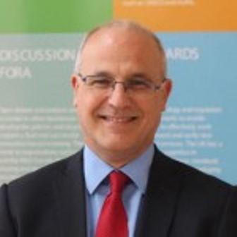 السفير البريطاني: السودان يمثل نموذجاً جيداً ولديه قصصاً جيدة جداً فى التسامح الدينى يجب ان تروَى 1 مايكل ارون