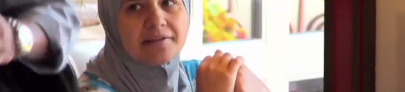 شاهد..ردة فعل امرأة مسلمة بعد وصف أمريكي لخطيب ابنته بـ”الإرهابي” 10 ^1B6841E1B28A1CCC76C3329D1DAC2EE2FEE4B59C59F4924F04^pimgpsh fullsize distr