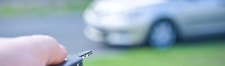 شاهد بالفيديو.. «السيارة الشبح» تثير ذعر رواد مواقع التواصل 10 مفتاح السيارة