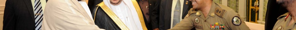 البشير يصل جدة لأداء مناسك العمرة 10 000 692847581457727774803